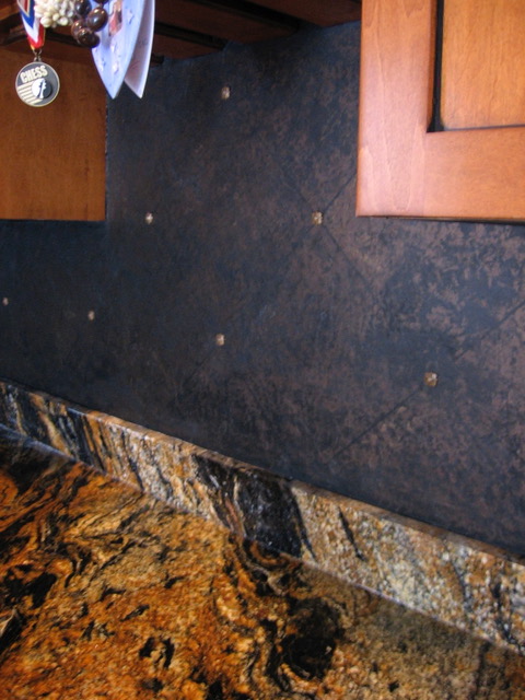 Black backsplash